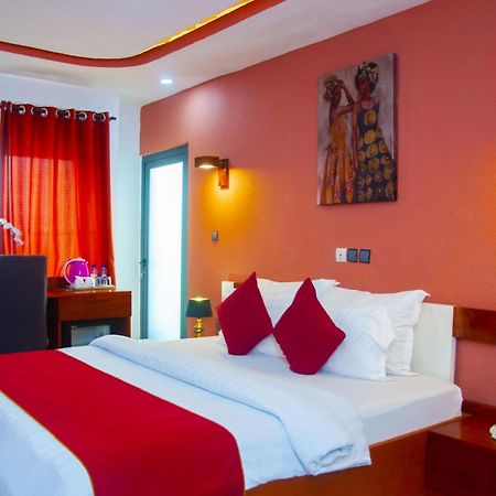 Hotel La Casa Cielo Cotonou Esterno foto